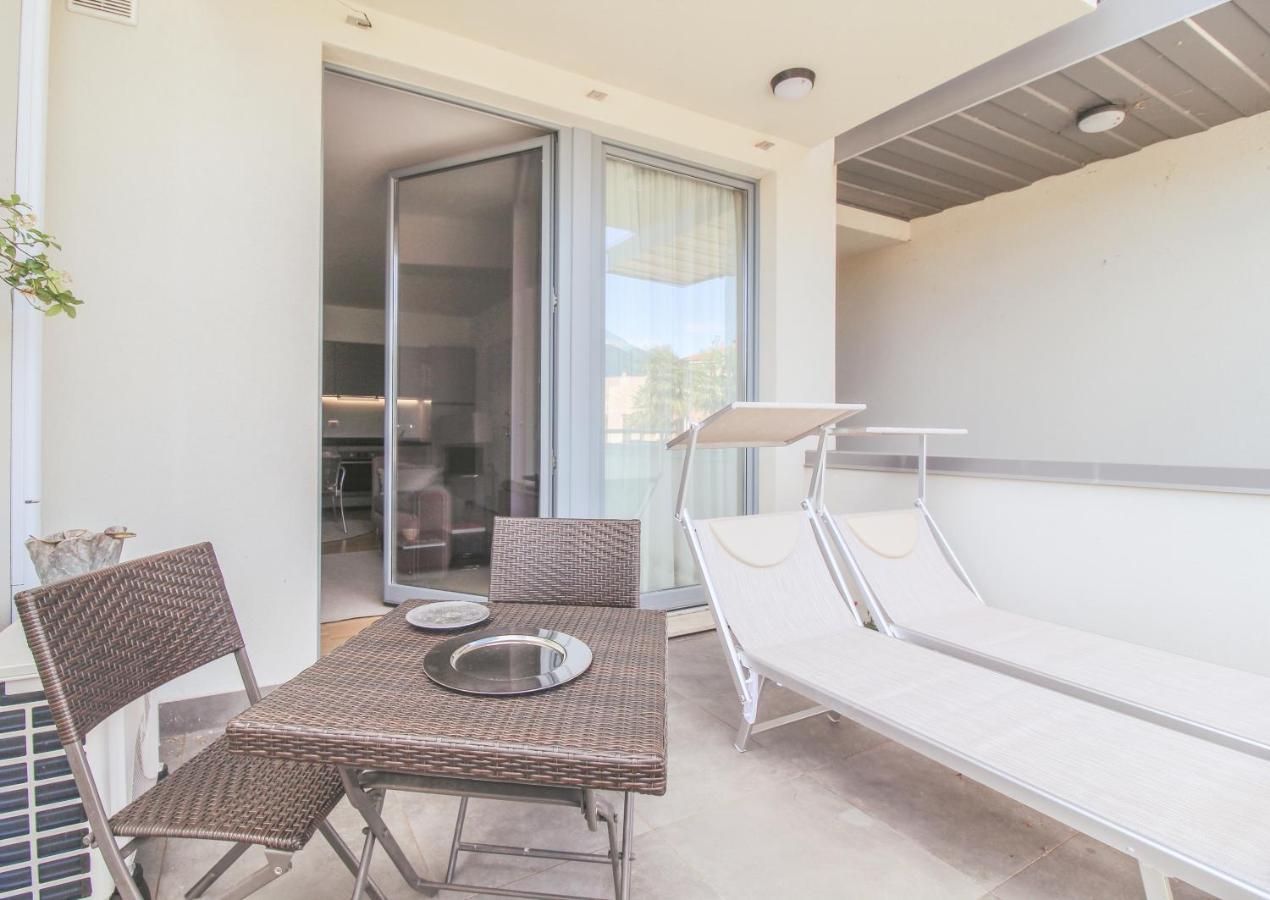Residenza I Melograni - Suite Domaso Exteriér fotografie